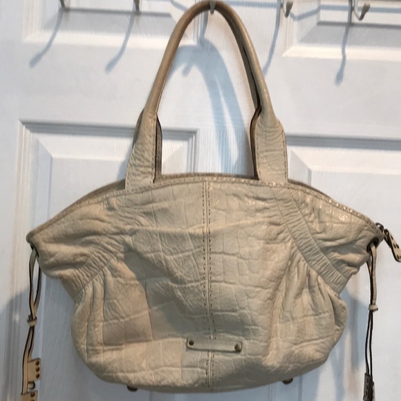 Adrienne Vittadini Handbags - Adrienne Vittadini Bag